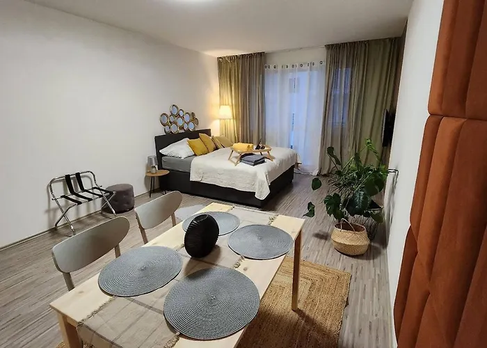 Apartman Sky S Balkonem Apartamento *